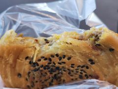 牛肉馅油酥饼-涂记油酥饼(江汉三路店)