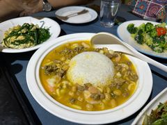 -伊带伊路新疆美食府(呼家楼店)