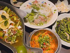 -大头虾越式风味餐厅(光明广场店)