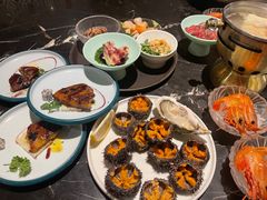 -半岛翡丽海鲜自助餐厅(观风亭店)