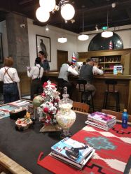 -TWOFACE 双面理发馆