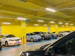 -欧尚超市苏州店停车场(金鸡湖路店)