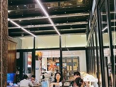 大堂-Golden Lily河内巴黎法越料理餐厅(建国西路店)