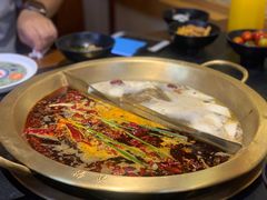 -沸炉重庆老火锅(军事博物馆店)