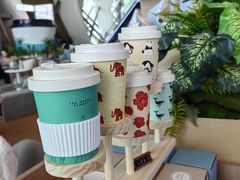 -抱抱地球咖啡馆(国家海洋博物馆店)