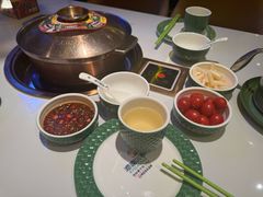 -润园四季椰子鸡火锅(卓越INTOWN店)