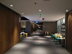 大堂-海底捞火锅鲜切牛肉主题店(长寿路店)