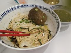 -鲁达面馆本帮风味(共康东路店)