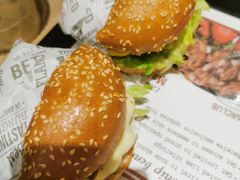 -The Habit Burger Grill 哈比特汉堡(爱琴海店)