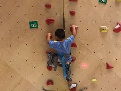 -ROCKPLUS攀岩馆(环宇城店)