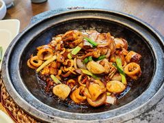 石锅焗小管鱿鱼-乔街深夜食堂·小龙虾·高压锅生蚝(杭州总店)