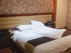 -金沙湾酒店(广州黄埔中山医院大沙地地铁站店)