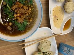 -小杨生煎(白玉兰广场店)
