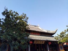 -龙华寺