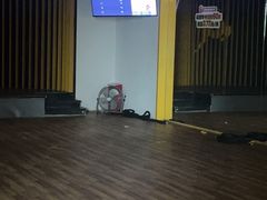 -超鹿运动(五四路恒力城店)