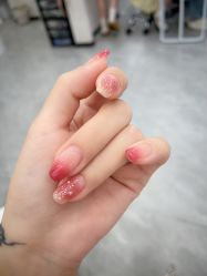 -七彩虹美甲美睫 半永久