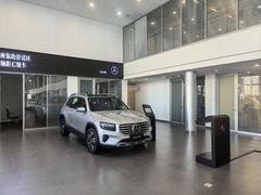 -天津波士信达奔驰4S店(卫津南路店)