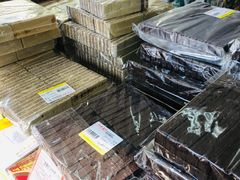 榛子巧克力威化饼干-百年义利(老墙根店)