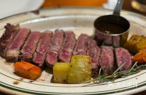 Grass-fed M45 Wagyu Sirloin