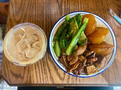 -CowCow其其·牛杂咖啡公司(六运店)