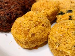 蟹黄酥松小贝-鲍师傅糕点(永安里店)