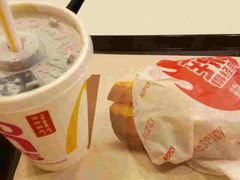 -麦当劳(湛江大厦店)