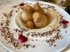 鸡仔咸水角-麒麟中餐厅·经典粤菜·地道菜式老字号(广州长隆酒店)