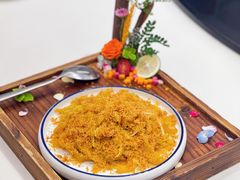 -榕树下海鲜馆(坪山路店)