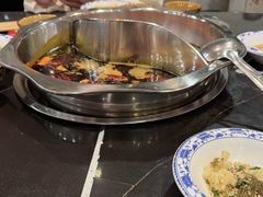 -重庆风光老灶火锅城(同德广场店)