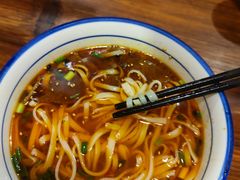 -矮子粉店1985·长沙米粉(湘春路店)