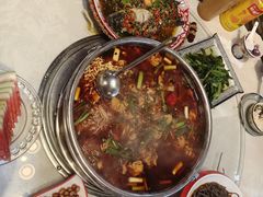 -牟记江湖重庆地标特色菜鱼蛋海鲜羊蝎子(巴南区黑金冠十多年好店)