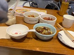-渝是乎川渝小炒(新世界百货望京店)