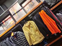 -耐克(恒隆广场店)