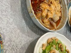 -汗腾格里·风味餐厅(新疆驻京办店)