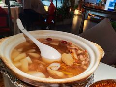 -江城小馆陕南妈妈菜·全球旅行餐厅(钟楼店)