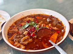 古法毛血旺-和苑酒家·一线江景(星寰店)