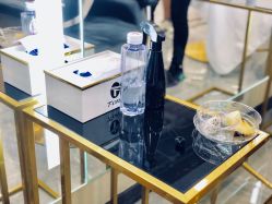 -AYO SALON