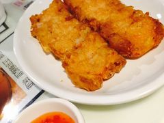 -新大咀港式茶餐厅(宝山万达店)