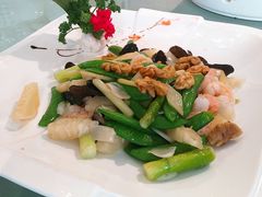 -双子楼大酒店(城开国际写字楼店)