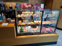 面包甜点陈列柜-星巴克(福州万象九宜城分店)