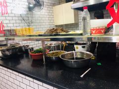 自助调料区-覃肥叔桂林米粉(粮道街店)