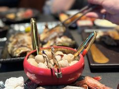 -铭牛烧肉·和牛海鲜自助(高新月牙湖店)