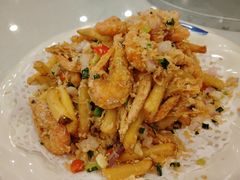 -鑫巴蜀小镇 · 水煮鱼专研店(玉桥店)