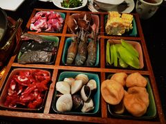 -得意咚瓜·顺德鱼生·冬瓜火锅(深圳首店)