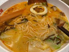 酸酸辣辣面-味千拉面(瑞虹生活广场店)