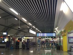 -红土地(地铁站)