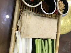 -湖光月色临湖音乐餐厅(台儿庄古城店)