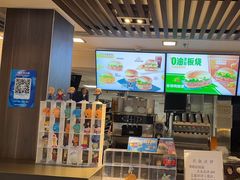 -麦当劳(丽江玉河广场店)