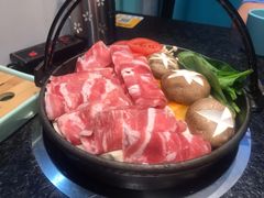 日式寿喜锅-烤路里·韩国品质自助烤肉(石路天虹4号店)