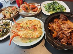 -鑫悦楼煎蟹·16年海鲜大排档